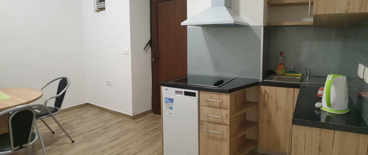 Apartment Damir 普拉 外观 照片